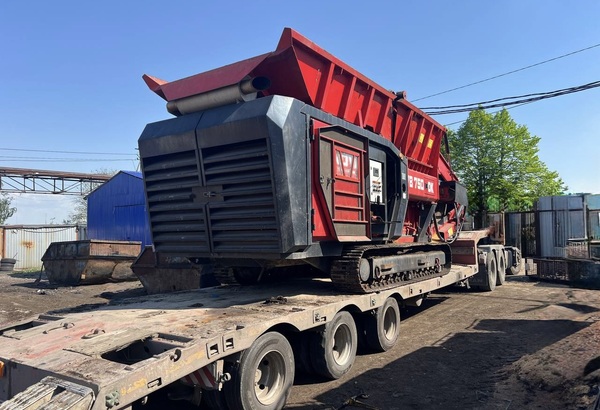 Шредер HAMMEL VB 750 DK для переработки древесины и строительных отходов