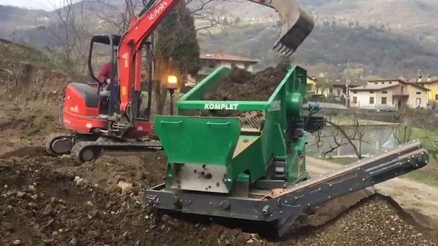 Обложка видео: Вибрационный грохот KOMPLET Kompatto 221